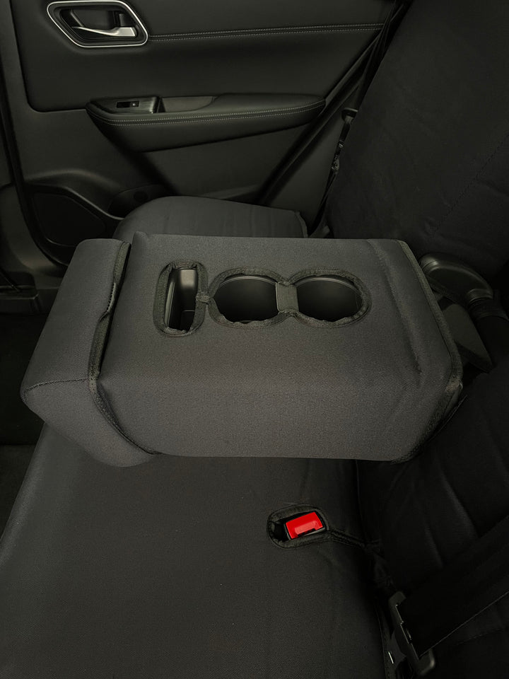 nissan  xtrail T33 ST 7 seater middle row covers fold down armrest with cup holders