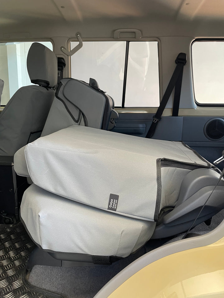 vdj76 series gxl wagon rear fold down seats